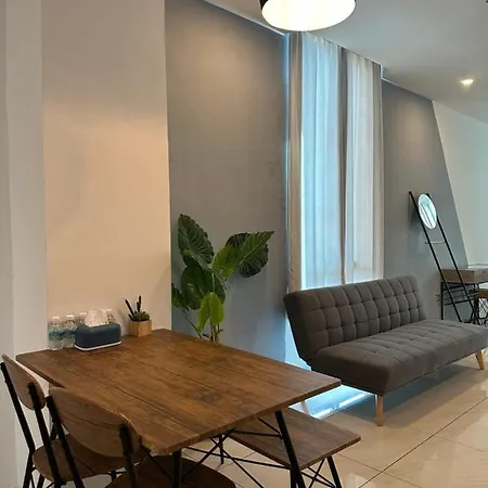 Itcc Manhattan By Stayin 5-6Pax Donggongon Exterior photo
